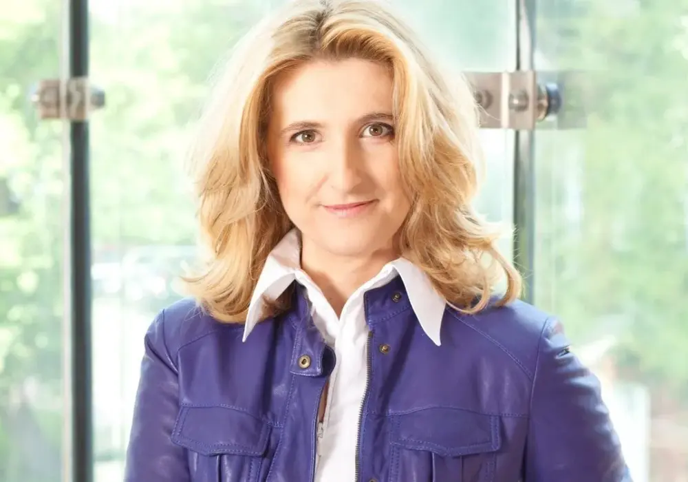 Grażyna Piotrowska-Oliwa: Ile ma lat i co warto o niej wiedzieć?