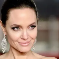 Z kim jest Angelina Jolie? Aktualne życie miłosne gwiazdy