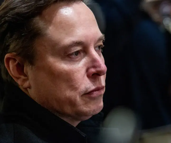 Ile zarabia Elon Musk? Zaskakujące fakty o jego dochodach dziennych