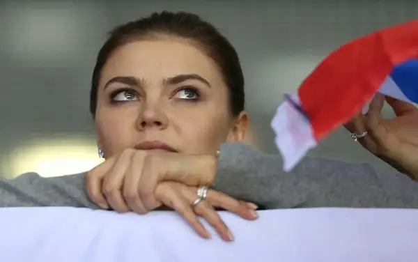 Jak wygląda żona Putina? Fascynujące fakty o Alinie Kabajewie